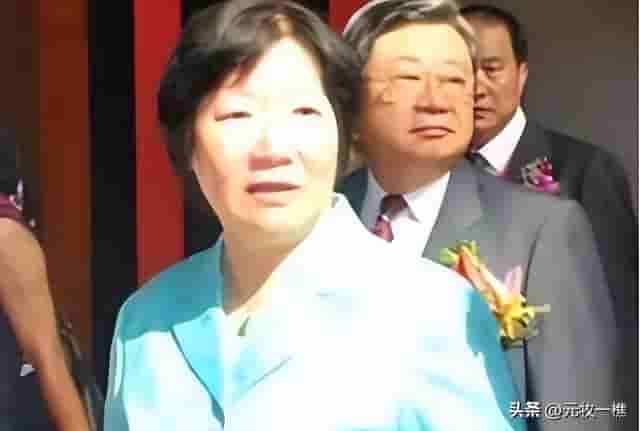 好色女市长：敛财1983万包养多名情人，为强占女婿导致女儿精神病