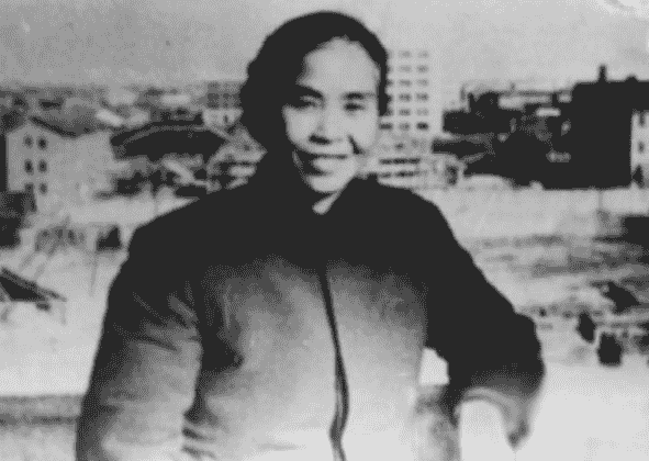 1956年，贺子珍送别老友后，激动问侄女：小平，你知道来的是谁吗