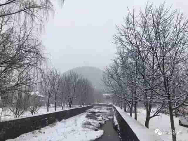 一场雪后，商洛最美山村雪景图来了，银装素裹，宛若仙境……