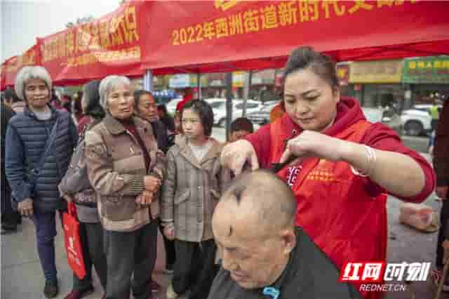 组图丨湖南道县：学雷锋 在行动