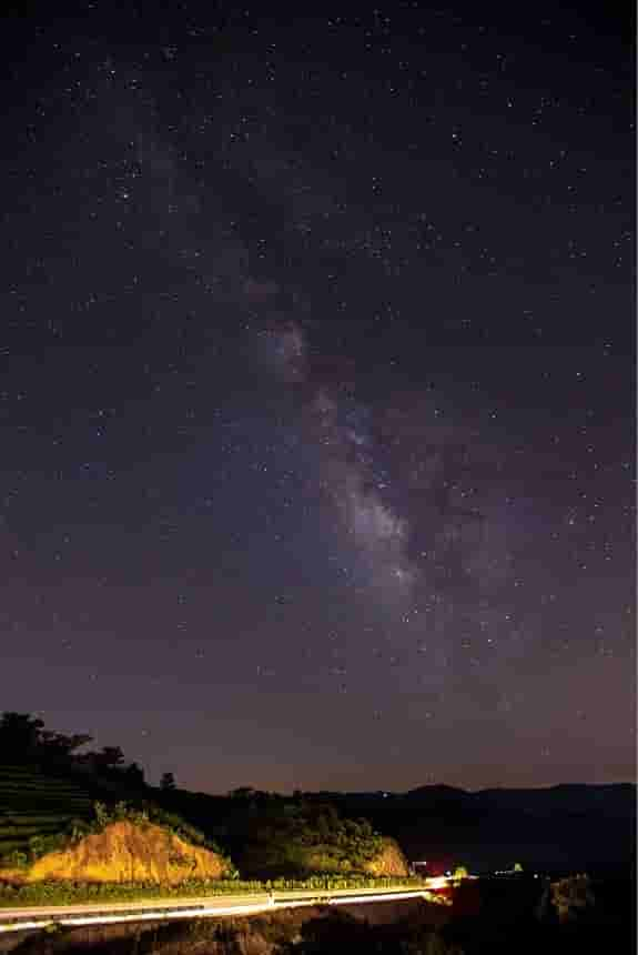 为什么现在都看不到银河了？来看看光污染地图，哪里适合观星？