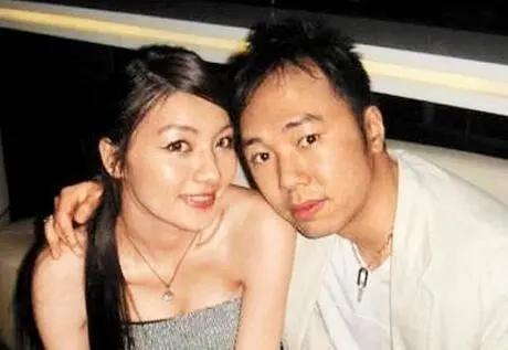 台湾富少李宗瑞，玷污近60位女星被捕，却在狱中享受度假般的生活