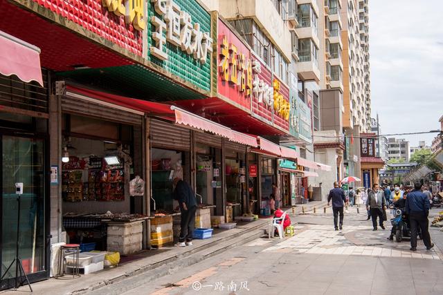 西宁，中国唯一的“夏都”，夏天平均气温只有19℃，非常适合避暑