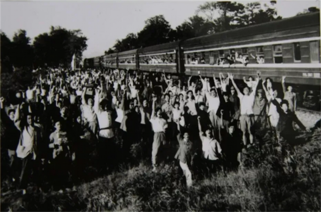 1959年，沈阳至北京的12次列车失联，47名乘务员拯救上千人性命