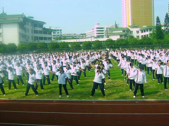 九月八日，欢迎回林百欣中学，回忆青春感恩母校