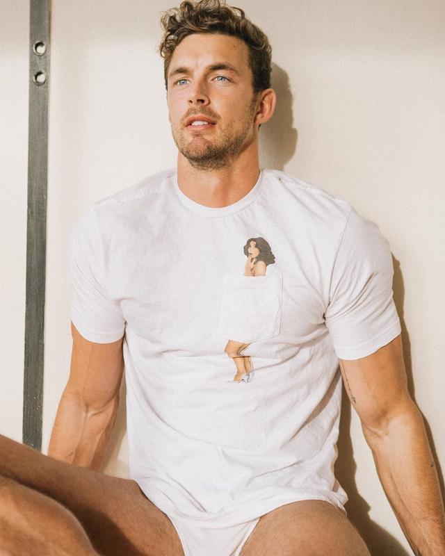 天菜男模Christian Hogue，金发碧眼，倒三角，八块肌，谁不可以