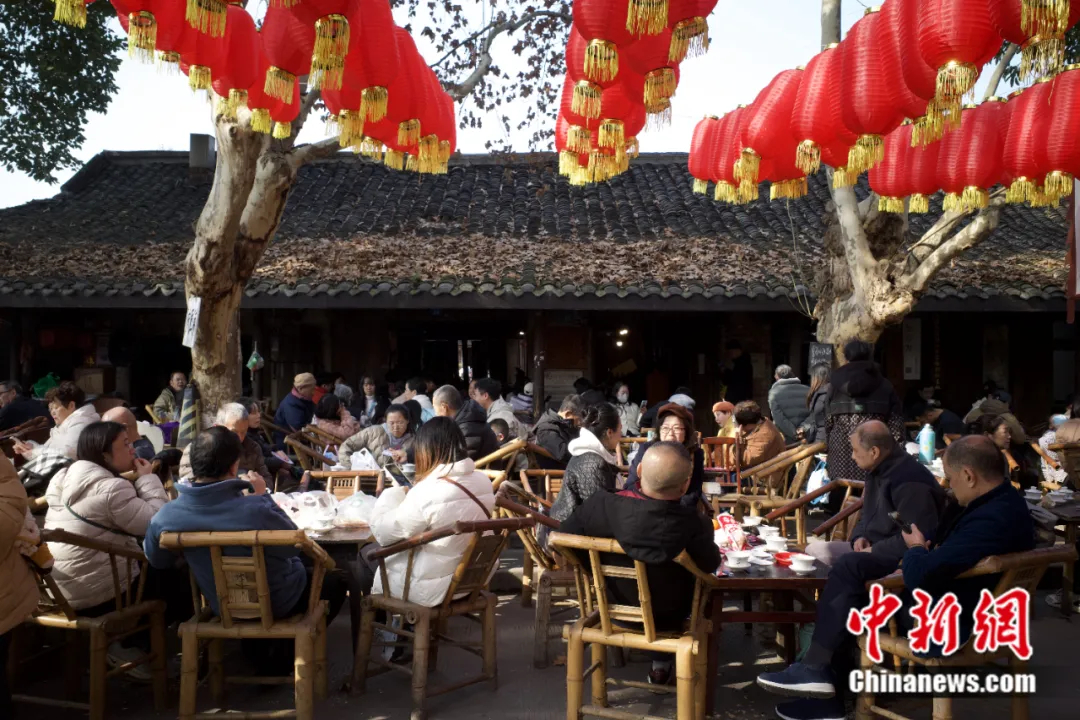 成都茶馆里，藏着中国年的味道