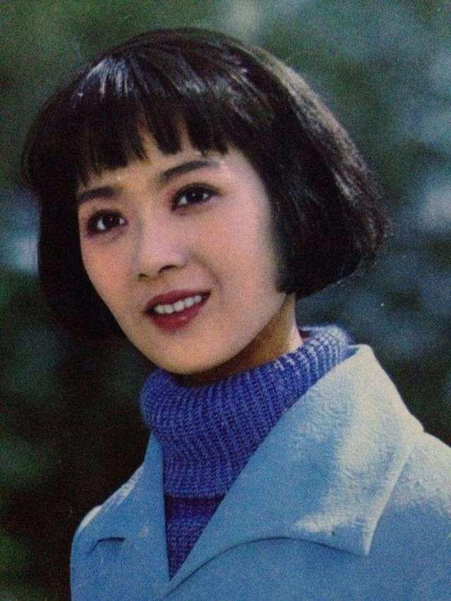 “挂历女神”龚雪的另类成名史，以及35年前的一桩“桃色事件”