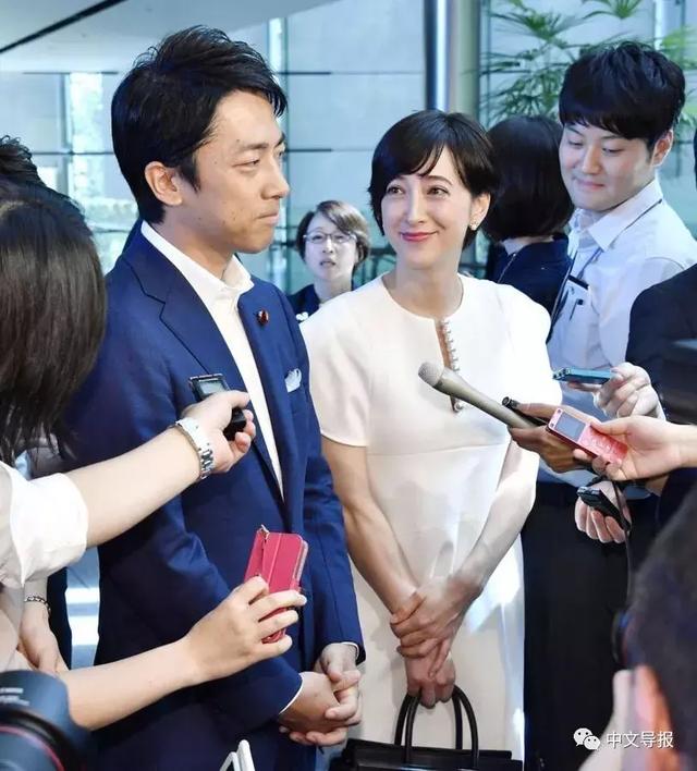 ​日本政坛明日之星“闪婚”迎娶人气混血女主播